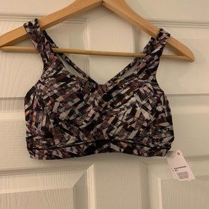 NWT Lululemon Free To Be Serene Bra Size 4